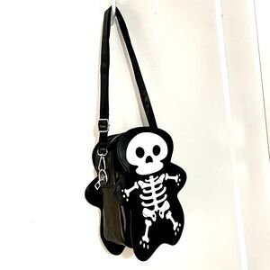☠️ BONE DADDY ☠️ | Skeleton Crossbody Bag (Brand New!) 💘